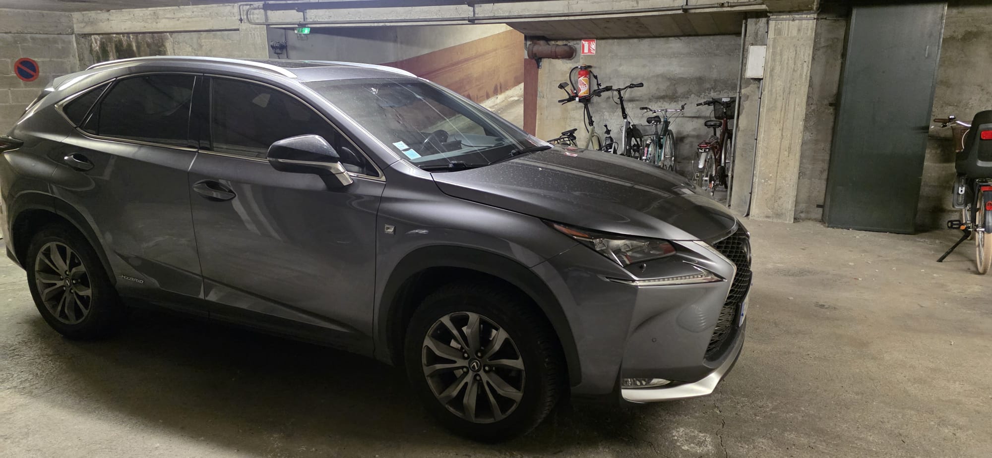 a vendre Lexus nx300h